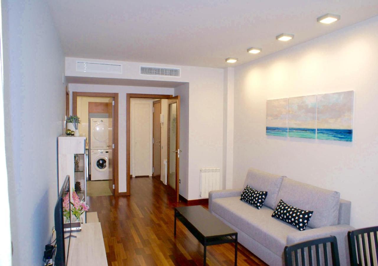 Carmed Homely Apartment By Hlclub Agency Vilanova i la Geltrú Zewnętrze zdjęcie