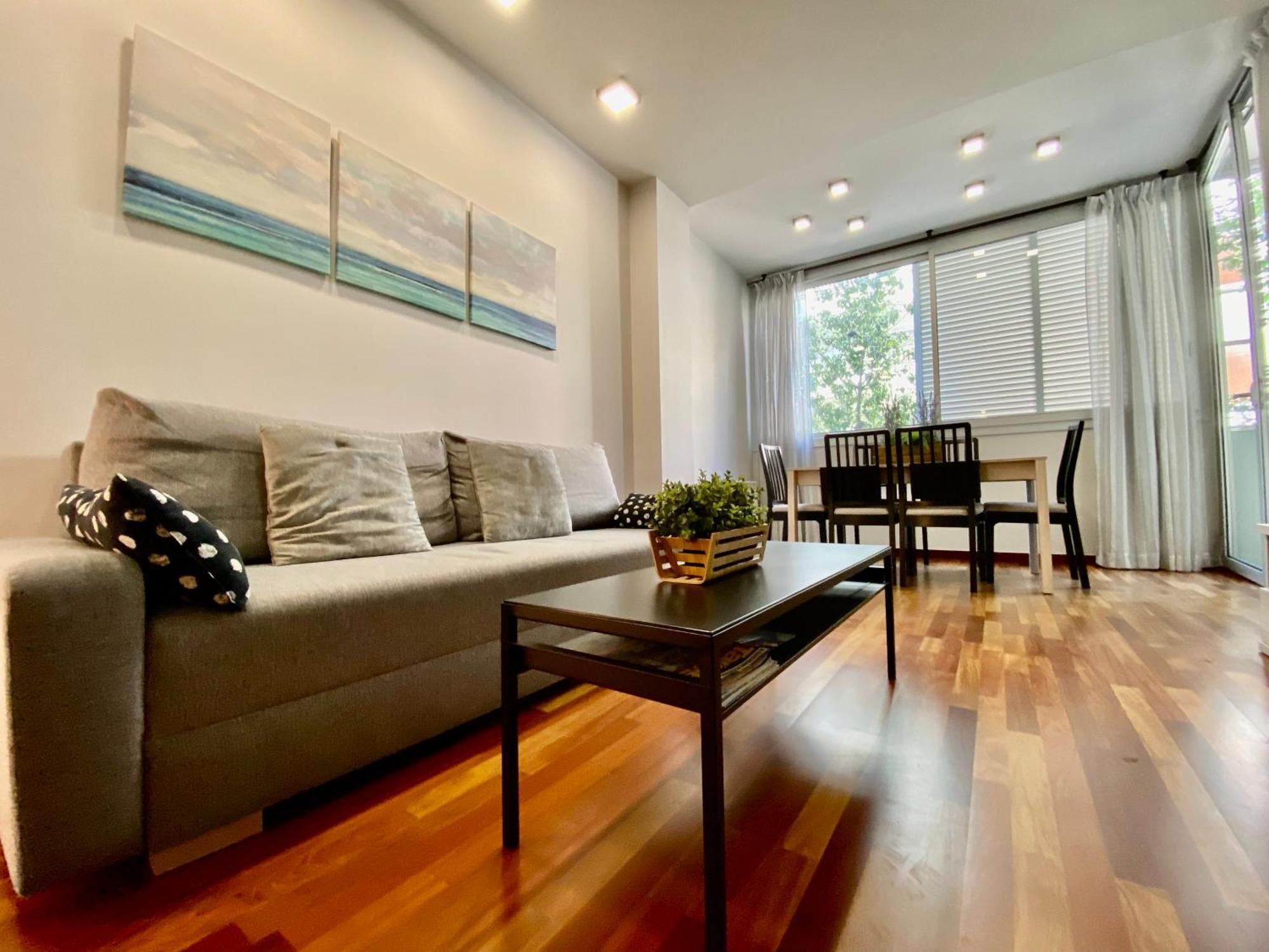 Carmed Homely Apartment By Hlclub Agency Vilanova i la Geltrú Zewnętrze zdjęcie
